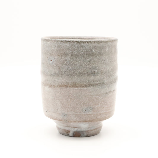[Iwami Shinsuke] Feldspar glazed teacup