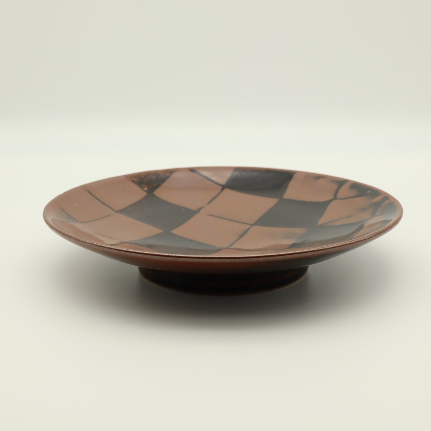 [Hagiwara Yoshinori] Persimmon glaze plate with checkered pattern